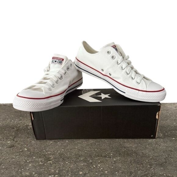 New Converse Chuck Taylor All Star OX Low Top Optical White Size 11 Women 9 Men - Picture 1 of 10